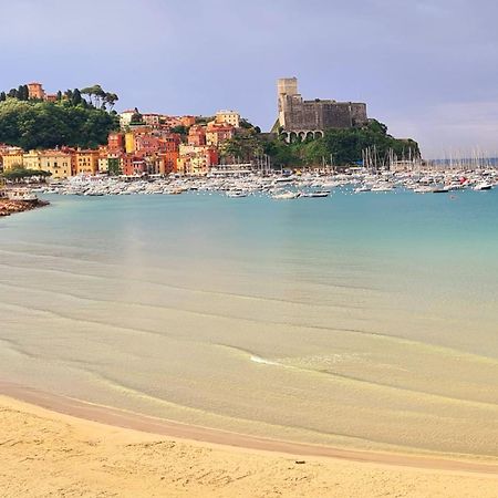 La Casa Del Pittore Anna House Lerici Zimmer foto